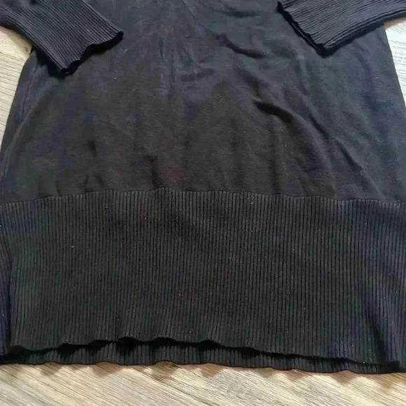 🔥schwiing🔥 | Black  long sleeve sweater dress with 1/4 front zipper - Picture 4 of 13